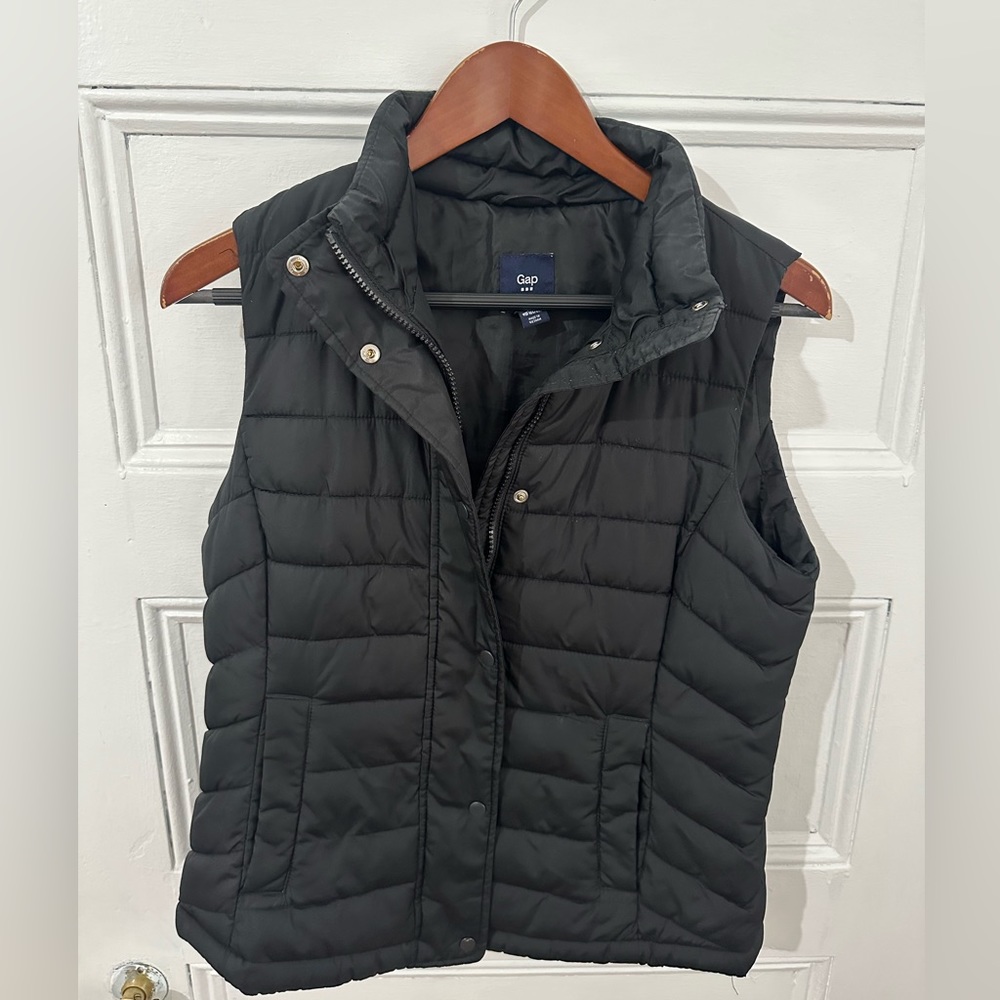 Women’s GAP vest